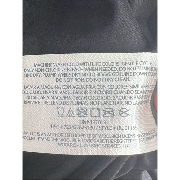 Woolrich Women's High Neck Full Zip Diamond Quilt Down Vest Black Size M - Picture 5 of 5